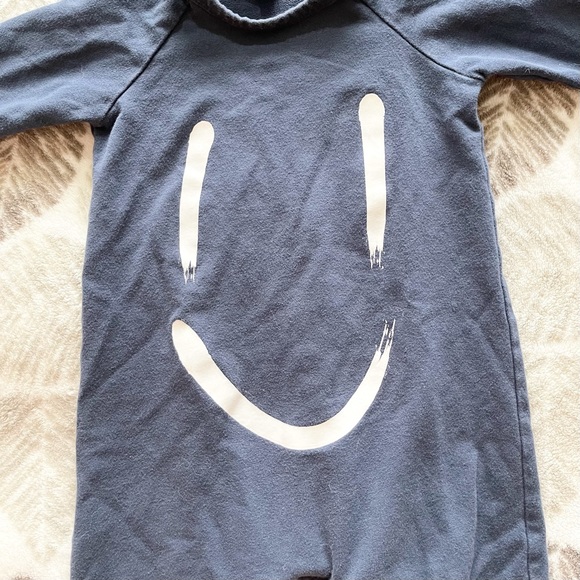 Joah Love onesie - Picture 3 of 13